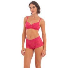 Load image into Gallery viewer, Wacoal Raffine Padded Plunge Bra freeshipping - Cocobella Lingerie

